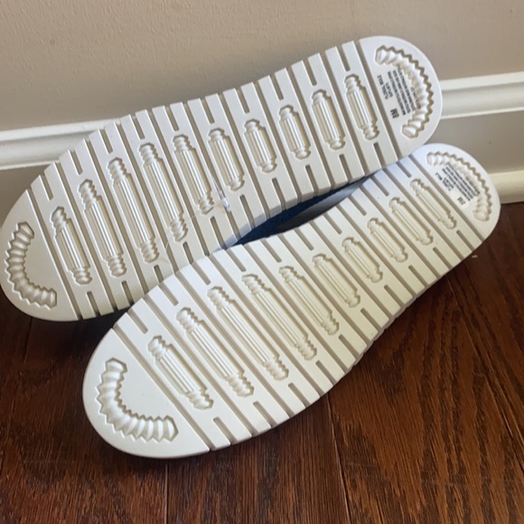 J Sport floral mule NWT - Picture 4 of 4